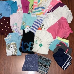 Twenty-Three Piece Girls Bundle Size Large/10-12